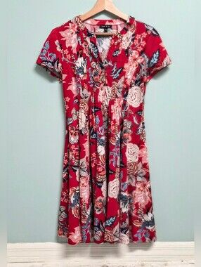 Sami & Jo Red Floral Short Sleeve Pleated Midi Dress Size S